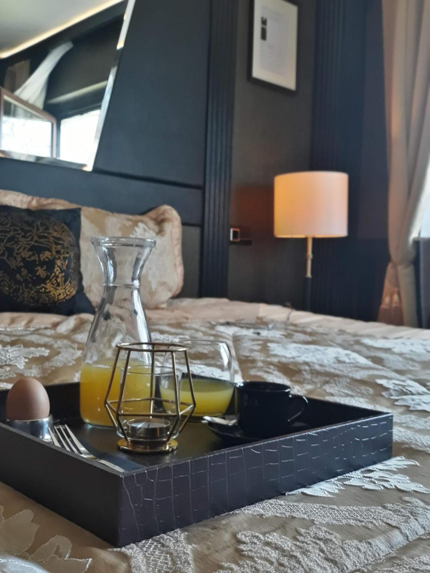 Miet-Kamp Ruhig, Zentral, Nahe Messe, Ausgefallenes Design 2 Schlafzimmer Берлин Екстериор снимка