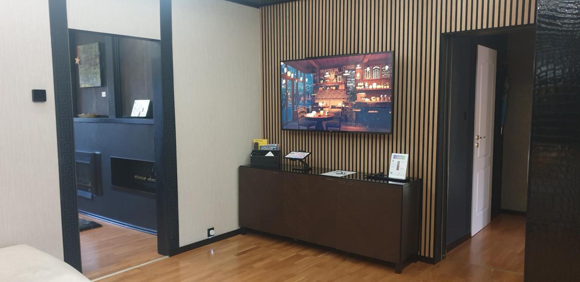 Miet-Kamp Ruhig, Zentral, Nahe Messe, Ausgefallenes Design 2 Schlafzimmer Берлин Екстериор снимка